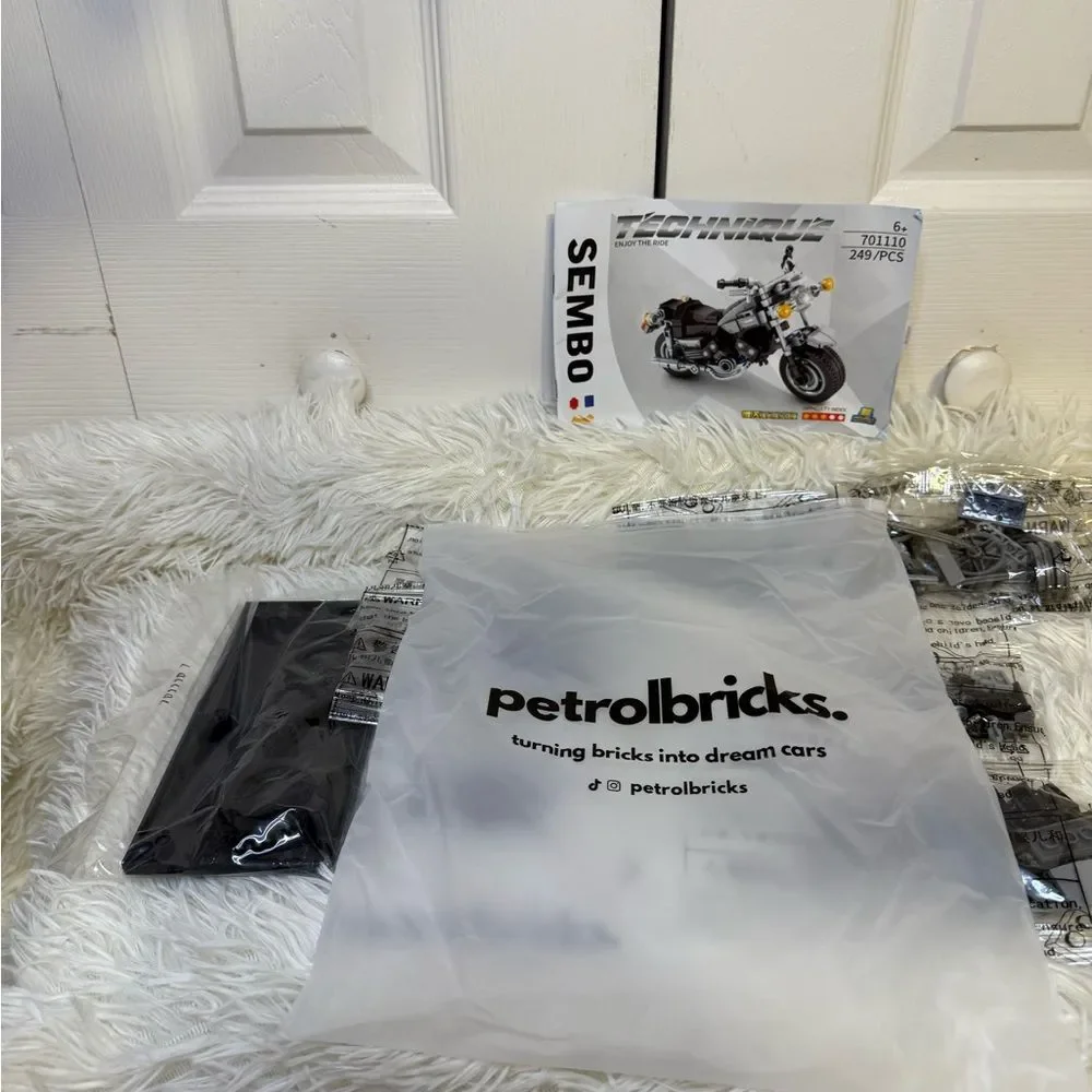 Sembo‎ Motorcycle Building Set